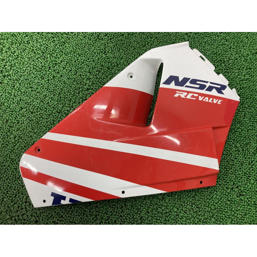 ホンダ NSR250R サイドカウル 右 赤/白 KV3 純正 中古 バイク ホンダ NSR250R サイドカウル 右 赤/白 KV3 純正 中古 バイク