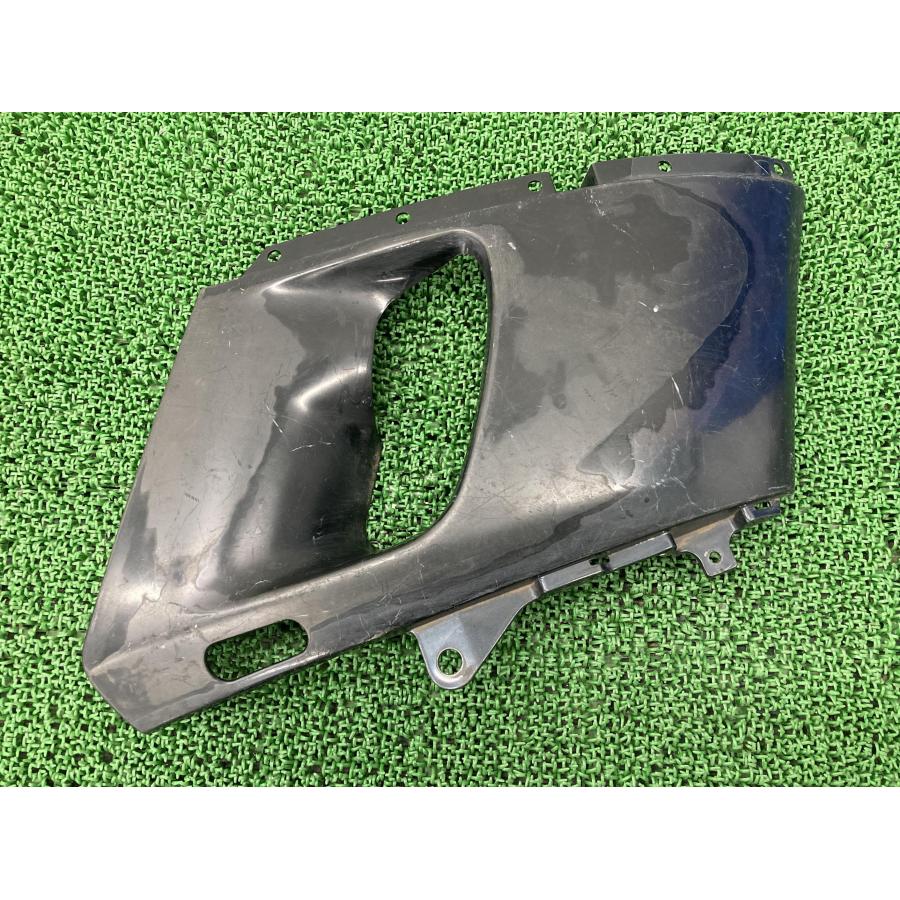 カワサキ（Kawasaki） ZZ-R400 サイドカウル 右 黒 純正 中古 バイク