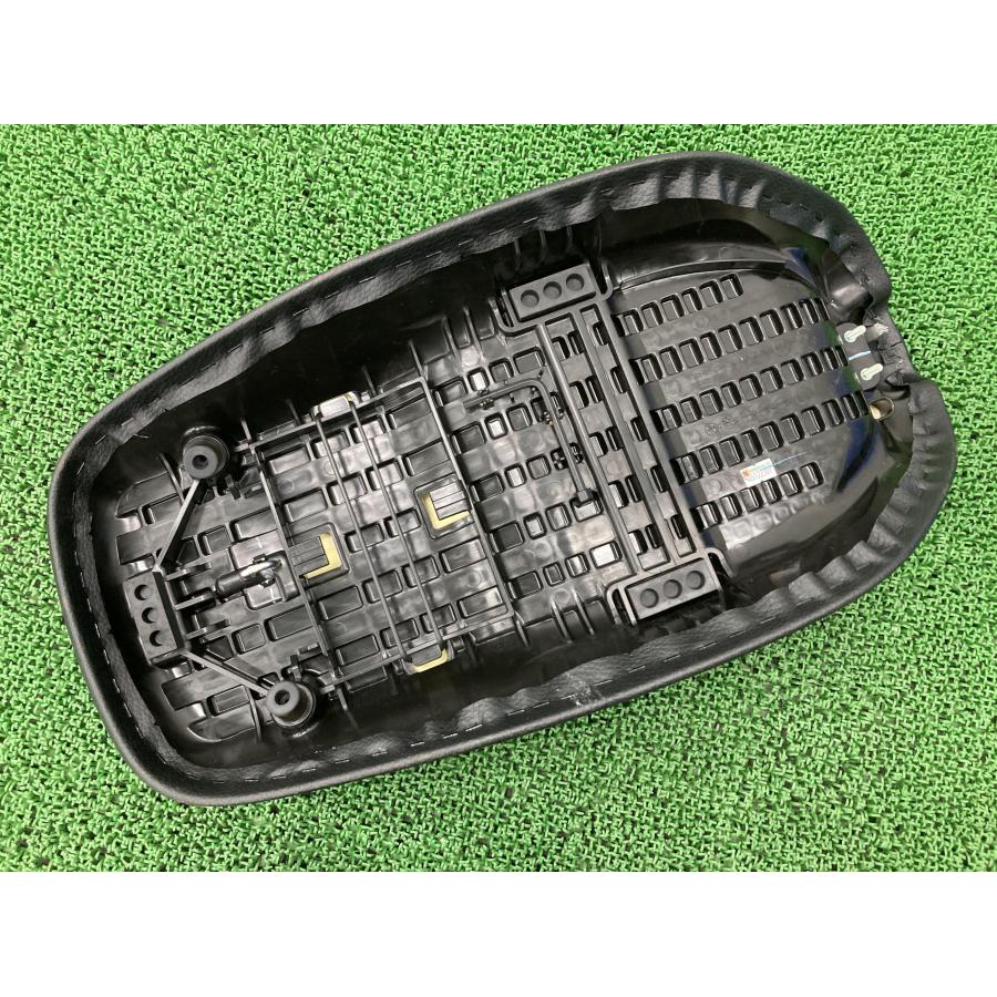 ホンダ（HONDA） ダックス125 シート K2W 純正 中古 バイク 部品 JB04
