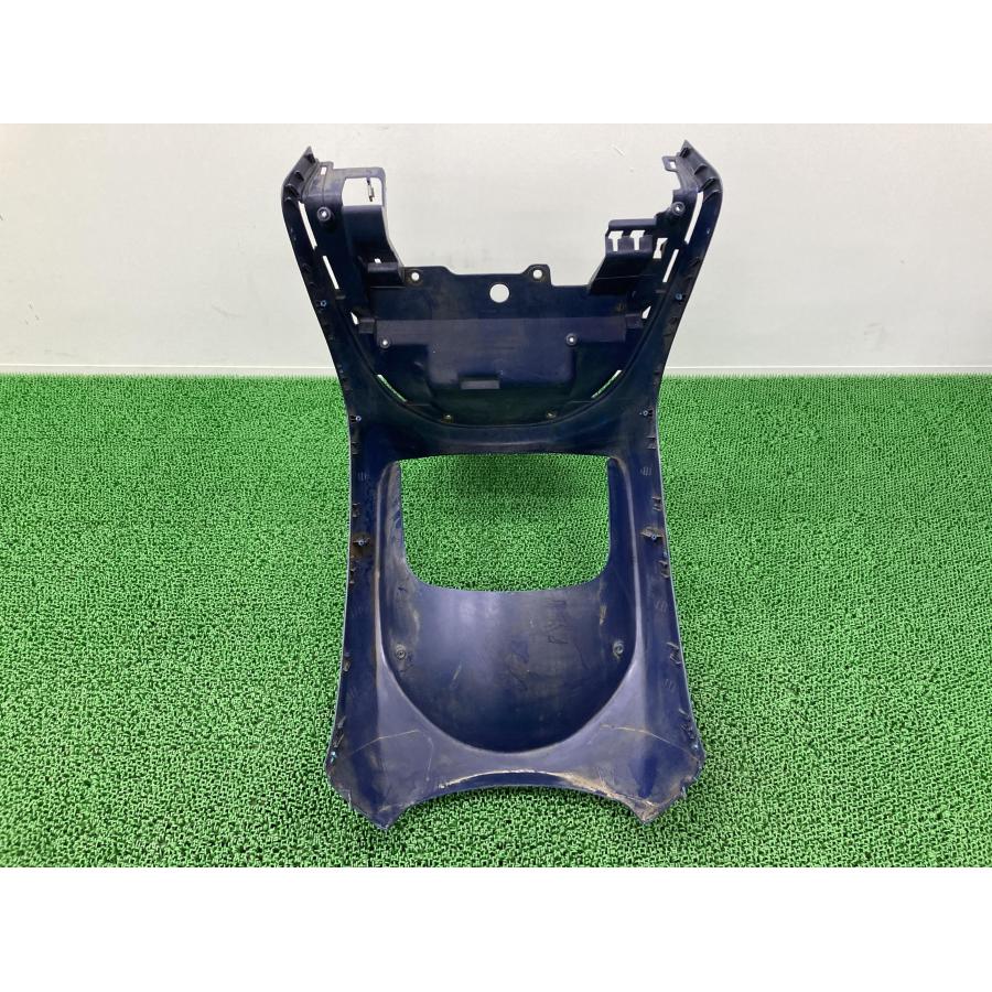 キャビーナ90 フロントカウル 紺 GBB ホンダ 純正 HF06 フロントフェンダー フロントカバー ステー コケキズ無し 【中古】 30 ホンダ（HONDA） キャビーナ90 フロントカウル 紺 GBB 純正 中古