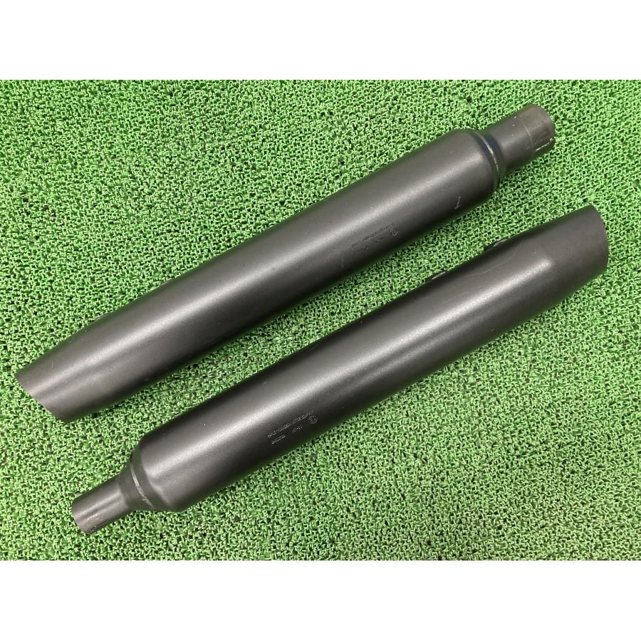 FLTRXS1750 マフラー 左右 64900769/64900770 ハーレー 純正 64900769 64900770 ストリートグライドスペシャル ツーリング 【中古】 46 FLTRXS1750 マフラー 左右 64900769/64900770 ハーレー 純正 中古
