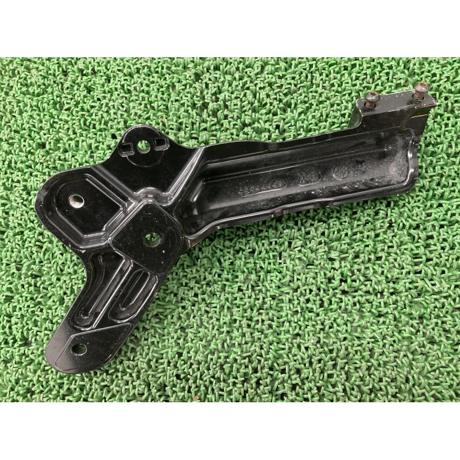 FLFBS1870 マフラーステー 65500063 ハーレー 純正 中古 バイク 部品