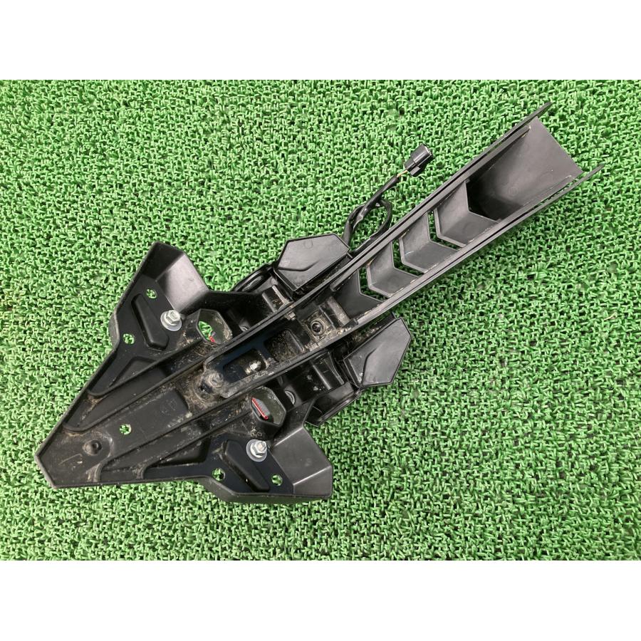 ホンダ（HONDA） CBR1000RR リアフェンダー MKF 純正 中古 バイク 部品