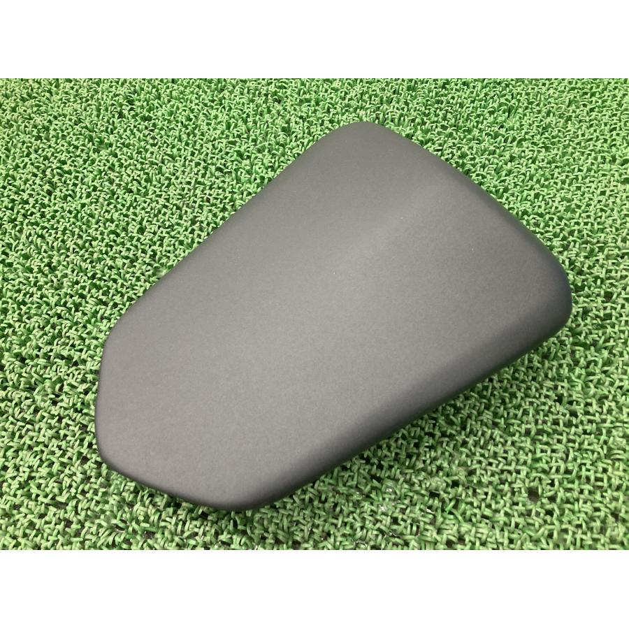 ホンダ（HONDA） CBR1000RR タンデムシート 純正 中古 バイク 部品