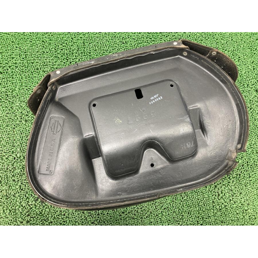 FLSTC1340 サイドバッグ 左 5997 ハーレー 純正 中古 バイク 部品 本革
