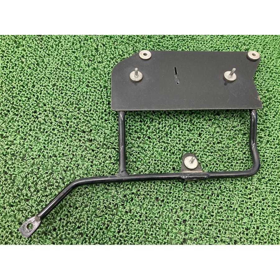 FLSTC1340 サドルバッグサポート 右 ハーレー 純正 中古 バイク 部品