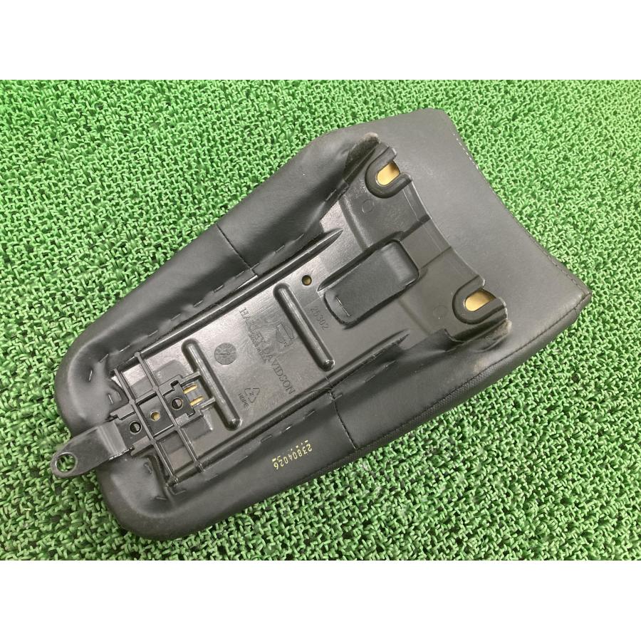 FXSE1800 タンデムシート 25302 ハーレー 純正 中古 バイク 部品 CVO