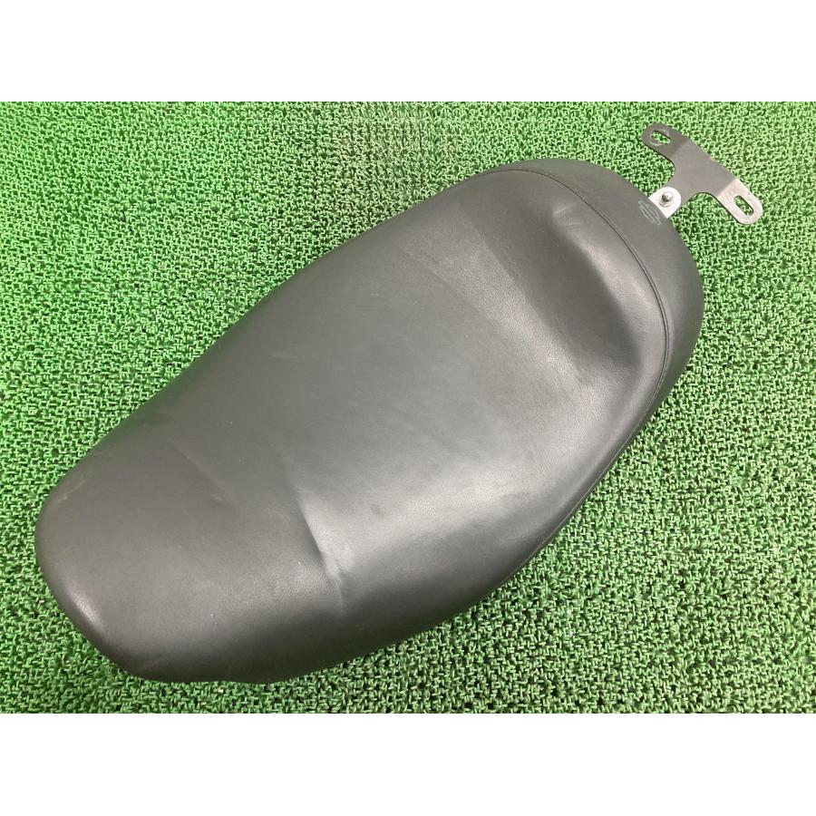 ツーリング シート ハーレー 純正 バイク 部品 08年～FLH ブローラーソロシート オプション 破れ無し FLHR 車検 Genuine 【中古】 98 ツーリング シート ハーレー 純正 中古 バイク 部品 08年〜FLH