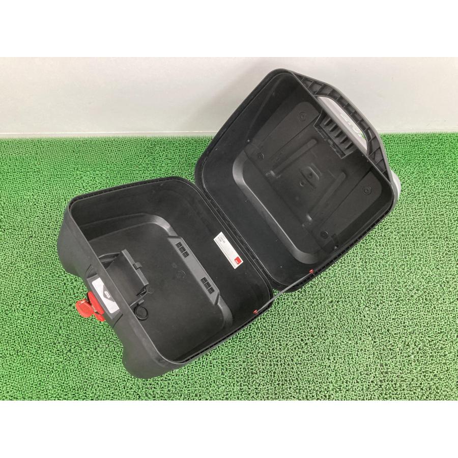 GIVI製 トップケース 社外 中古 バイク 部品 B32ND BOLD リアボックス 