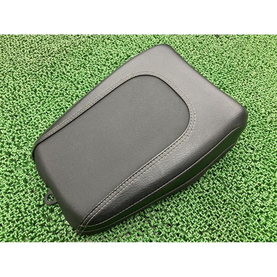 FXBRS1870 タンデムシート 52400223 ハーレー 純正 中古 ブレイクアウト 18年～20年 ソフテイル コンディション良好 Si FXBRS1870 タンデムシート 52400223 ハーレー 純正 中古 バイク 部品