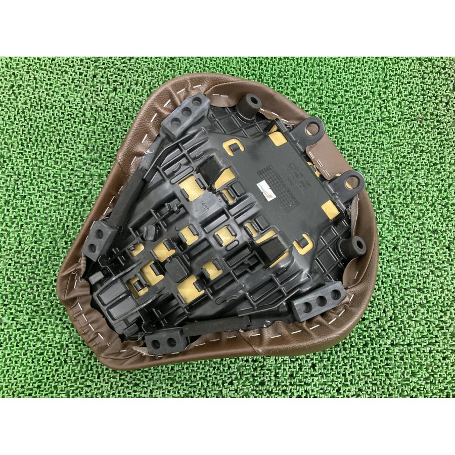 レブル250 シート 前後 K87 MC49-1203*** ホンダ 純正 バイク 部品 2020年式外し MC49 フロントリアセット レブル500 PC60 【中古】 23 ホンダ（HONDA） レブル250 フロントシート K87 純正 中古 バイク 部品