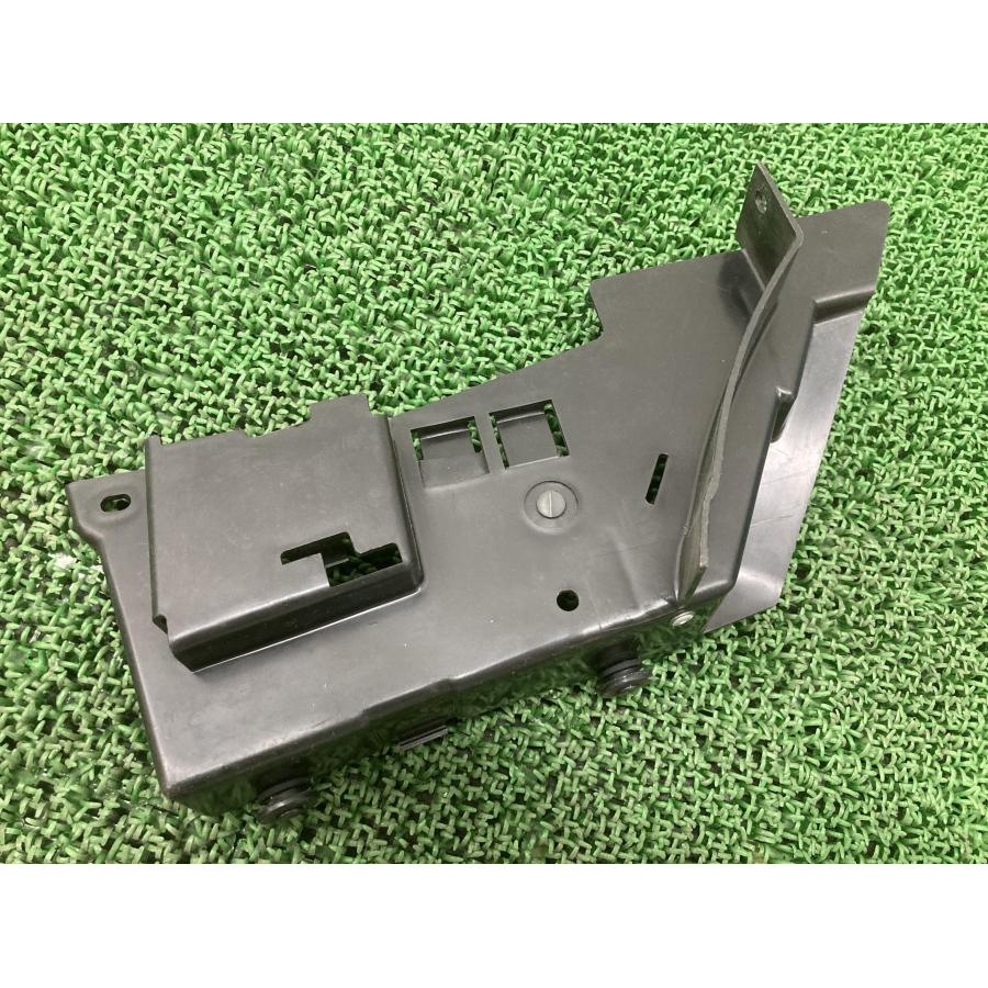ヤマハ発動機 TW200 TW225 電装プレート ヤマハ 純正 中古 バイク 部品