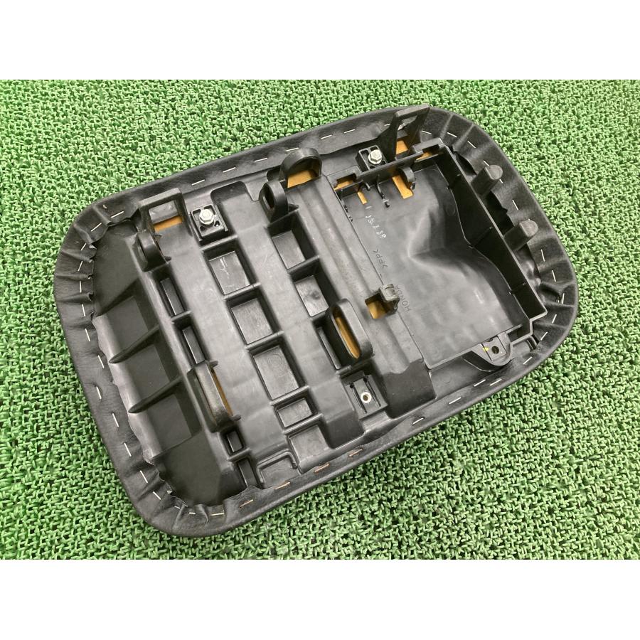 ホンダ（HONDA） ズーマー シート 純正 中古 バイク 部品 AF58 ZOOMER