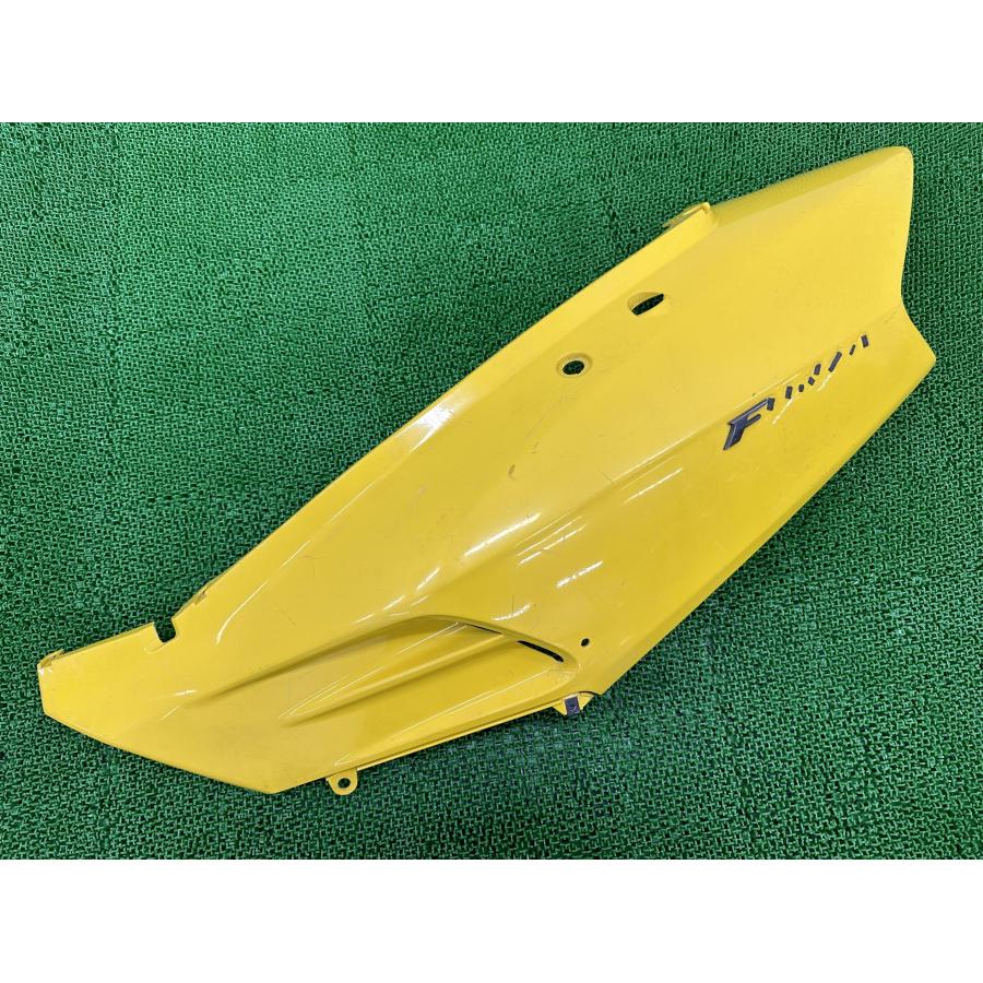 ホンダ（HONDA） フォルツァ シートカウル 左 黄 KPB 純正 中古 バイク