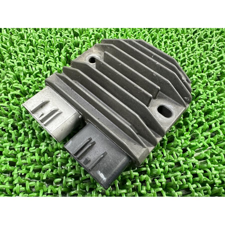 新品 レギュレーター ZX-6R ZX-10R ZX-14R ZG1400 YZF-R1 カスタム