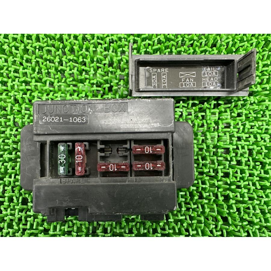カワサキ（Kawasaki） エリミネーター250SE ヒューズボックス 26021