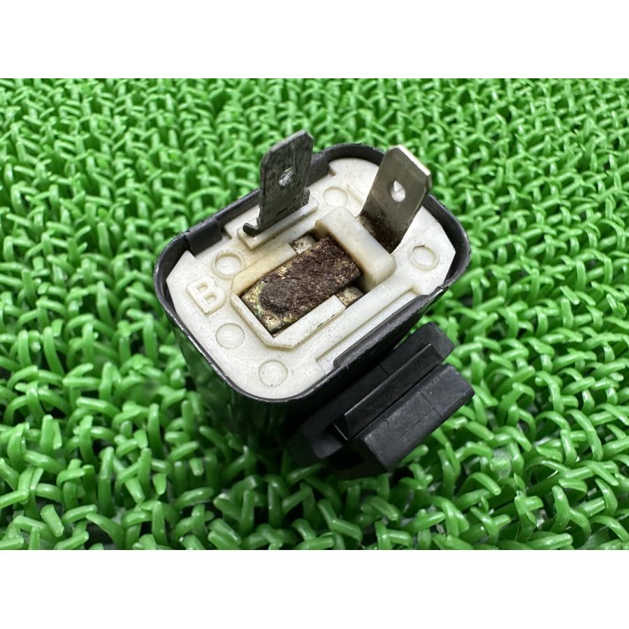ヤマハ発動機 R1-Z ウインカーリレー FZ222SD ヤマハ 純正 中古 バイク