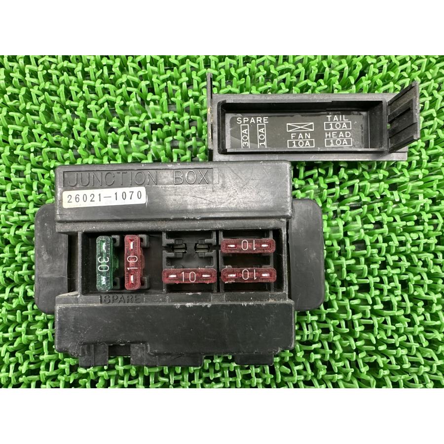 カワサキ（Kawasaki） ZZ-R1100 ヒューズボックス 26021-1070 純正
