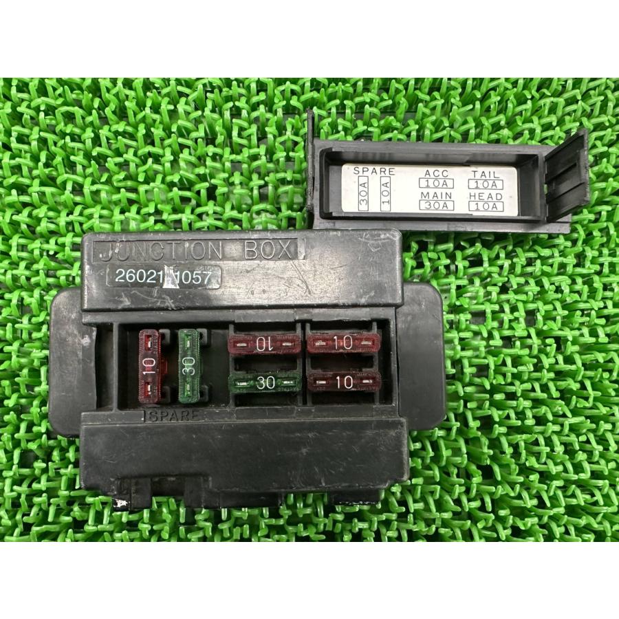 カワサキ（Kawasaki） ゼファー400 ヒューズボックス 26021-1057 純正