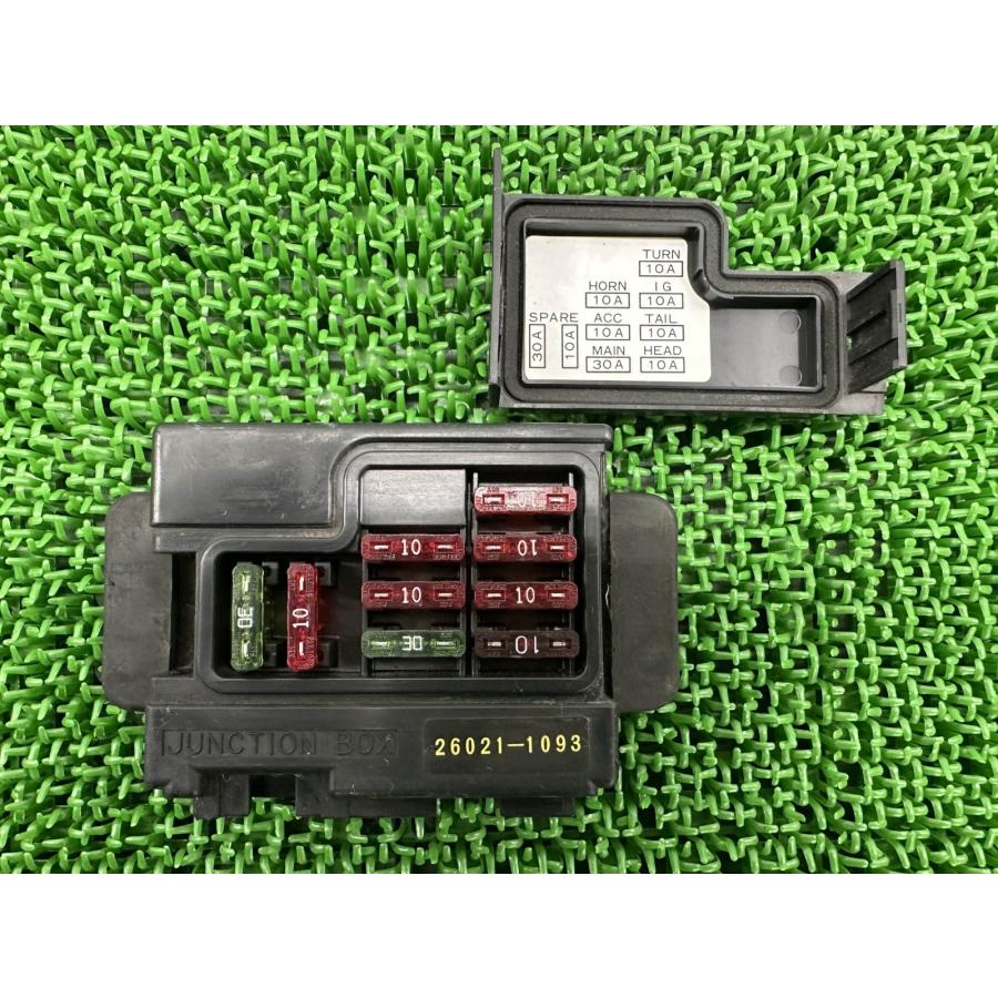 ゼファー400 ヒューズボックス 26021-1093 カワサキ 純正 中古 ZR400C 即日発送 Xd カワサキ（Kawasaki） ゼファー400 ヒューズボックス 26021-1093 純正