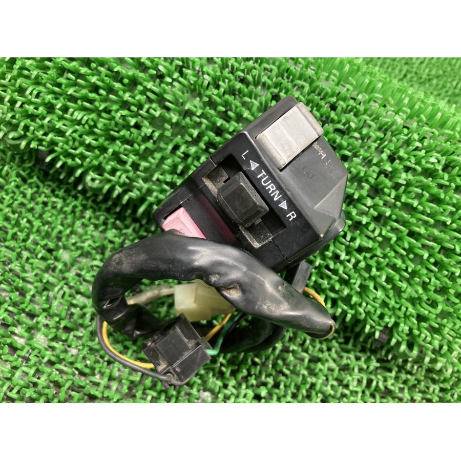 ヤマハ発動機 TZR250 ハンドルスイッチ 左 YHA229 ヤマハ 純正 中古
