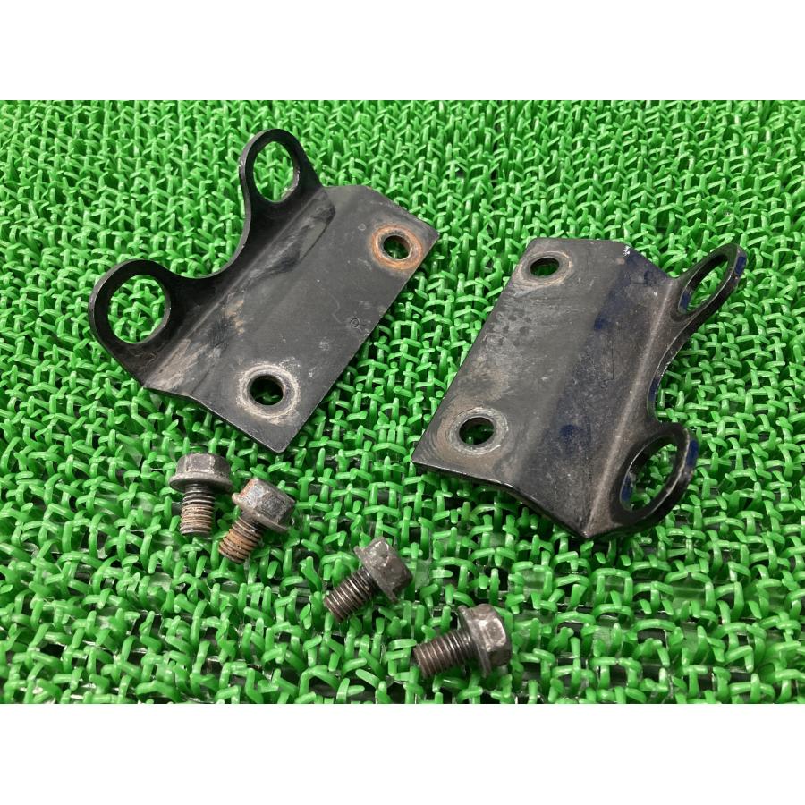 カワサキ（Kawasaki） W400 W650 マフラーステー 左右 純正 中古
