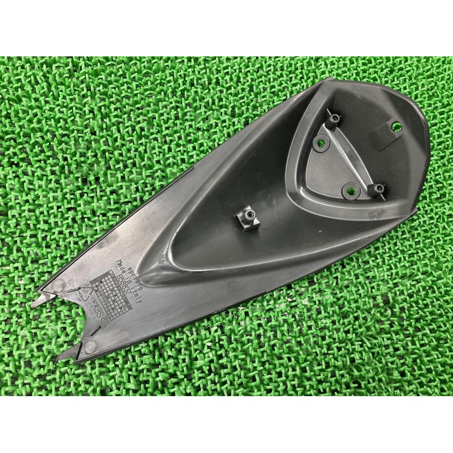 RS4-125 シングルシートカウル 黒 858837 アプリリア 純正 バイク 部品 割れ欠け無し 品薄 希少品 車検 Genuine 【中古】 12 RS4-125 シングルシートカウル 黒 858837 アプリリア 純正 中古 バイク