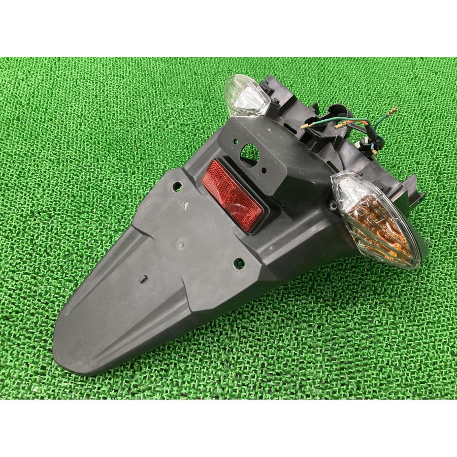 ホンダ（HONDA） PCX125 リアフェンダー P8636 純正 中古 バイク 部品