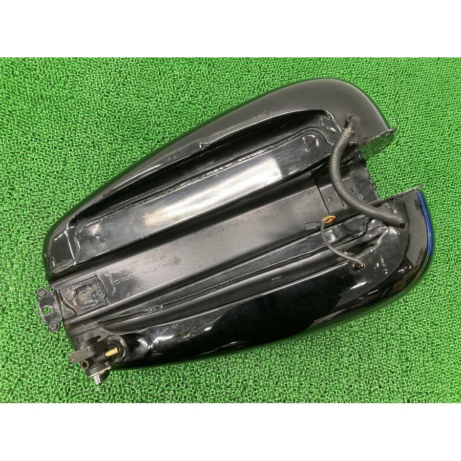 FXSTD1450 タンク 黒M ハーレー 純正 TC88 ソフテイルデュース キャップ フューエルコック フューエルメーター 【中古】 93 FXSTD1450 タンク 黒M ハーレー 純正 中古 バイク 部品 TC88