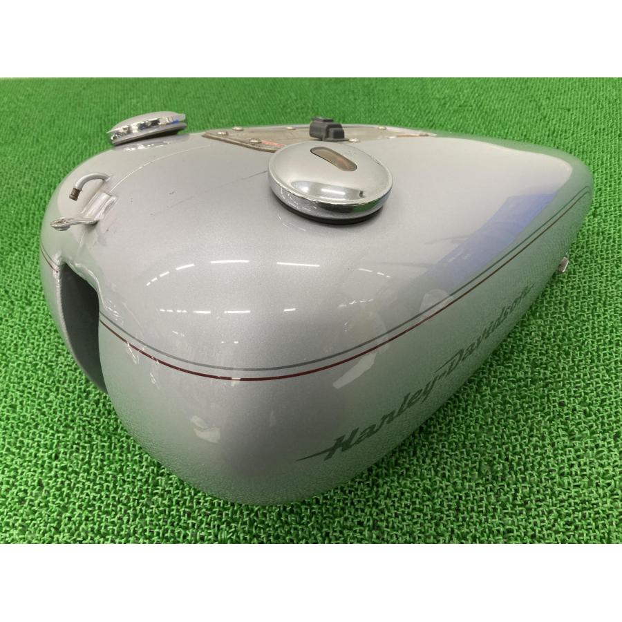 FXSTD1450 タンク 銀 ハーレー 純正 中古 バイク 部品 TC88 ソフテイル