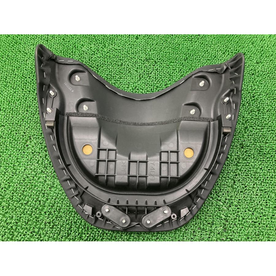 •マジェスティ250 シート　タンデムシート　SG20J ヤマハ　シートダンパー ヤマハ発動機 マジェスティ250 タンデムシート 4D9 ヤマハ 純正 中古