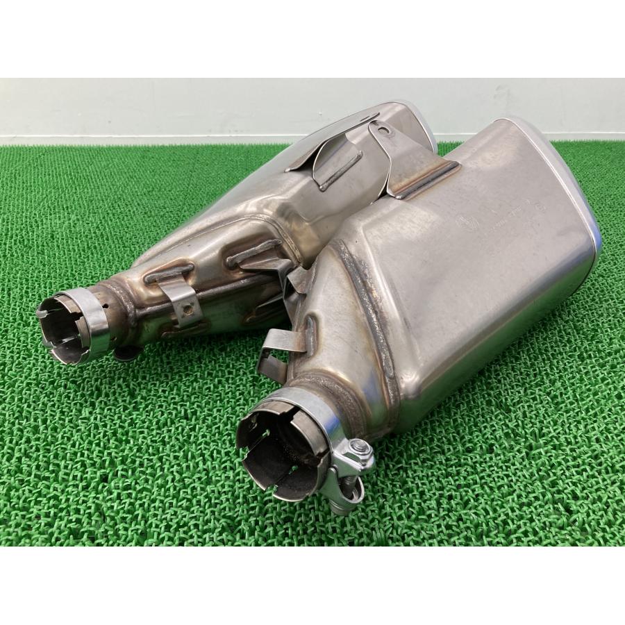 スズキ（SUZUKI） GSX1300Rハヤブサ サイレンサーマフラー 左右 10L0