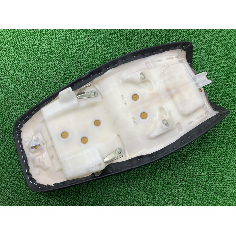 ホンダ（HONDA） CB400SF シート MCE 純正 中古 バイク 部品 NC39 NC42