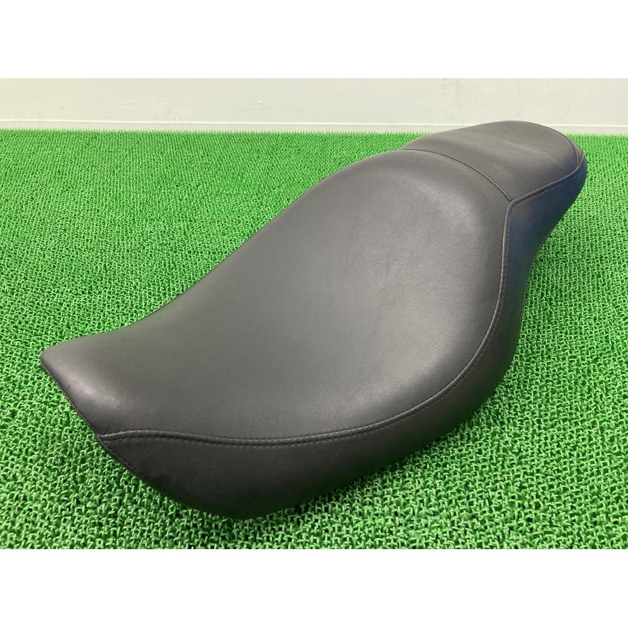 FXDL1340 シート ハーレー 純正 中古 バイク 部品 ダイナ 96-03年