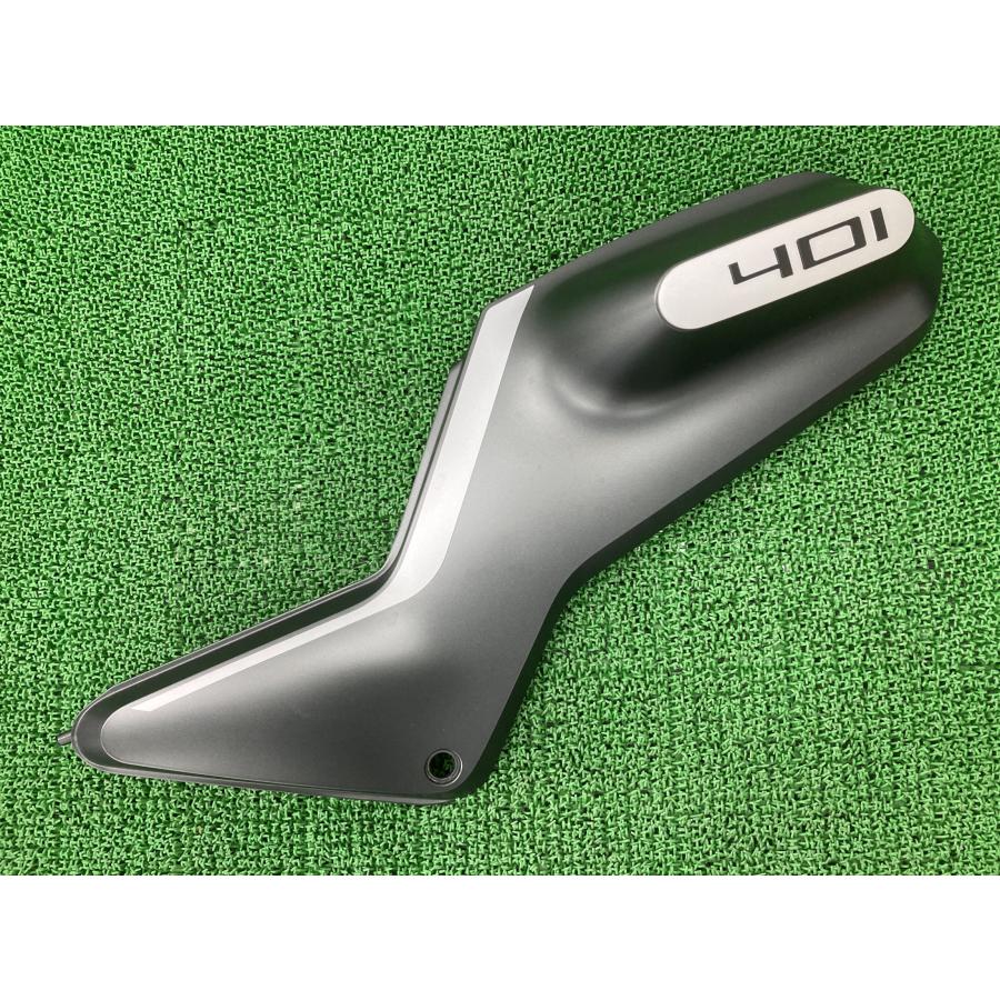 希少‼︎ スヴァルトピレン ヴィットピレン　401 純正OPカウル スヴァルトピレン401 サイドカウル 右 ガンM ハスクバーナ 純正 中古