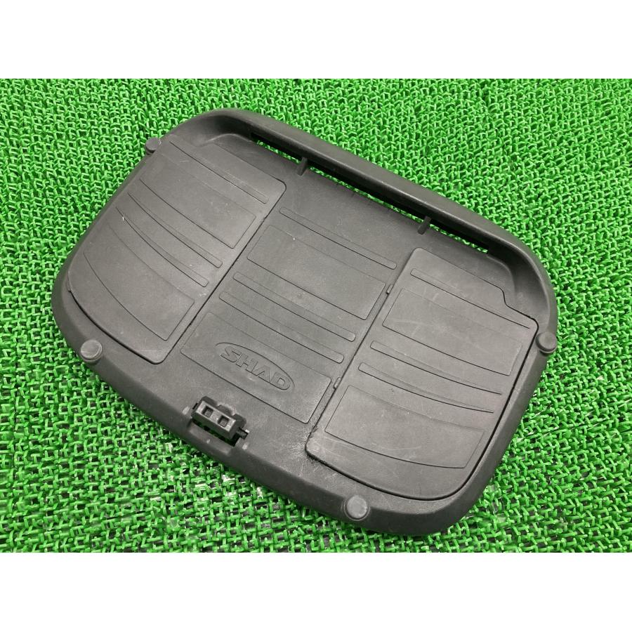 SHAD SH39 トップケース リヤボックス 中古 SHAD製 トップケースベース 社外 中古 バイク 部品 SH39 SH40 SH45用