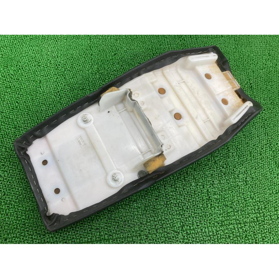 ヤマハ発動機 TW200 シート 2JX ヤマハ 純正 中古 バイク 部品 2JL