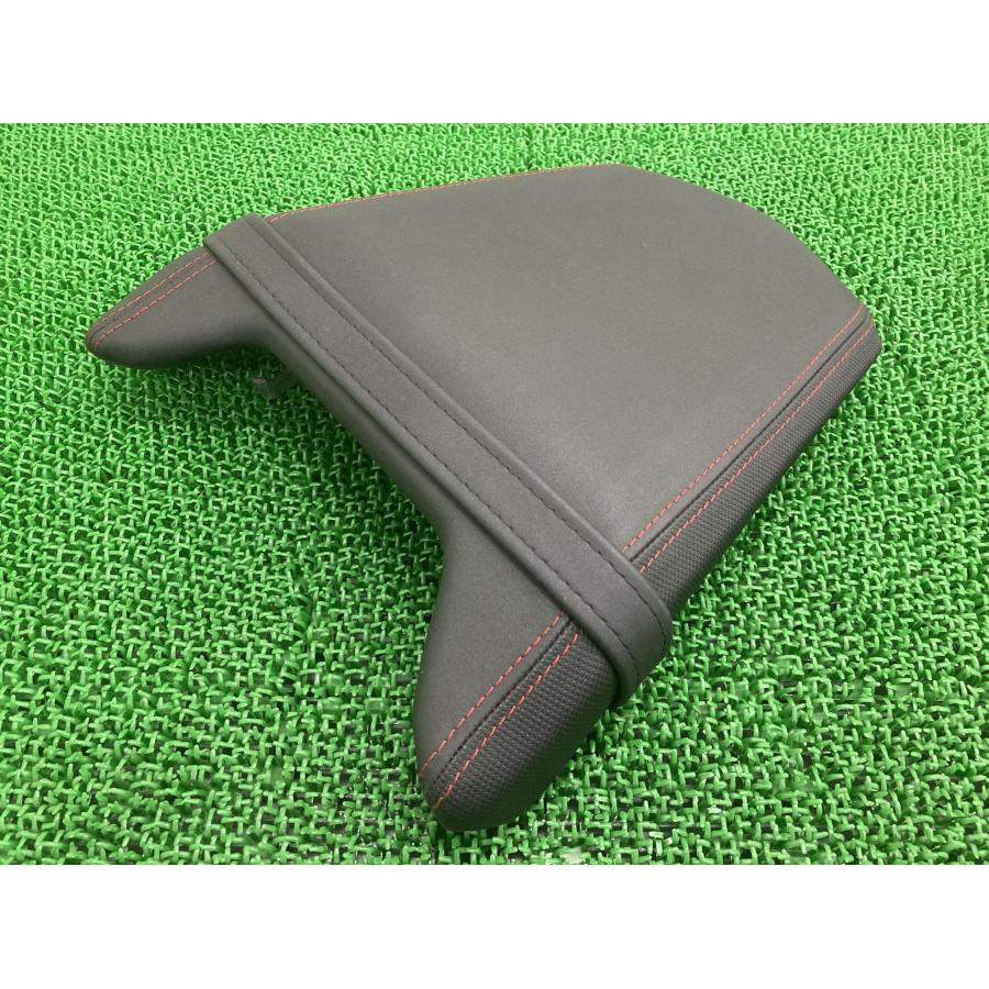 ホンダ（HONDA） CBR650R タンデムシート MKN 純正 中古 バイク 部品
