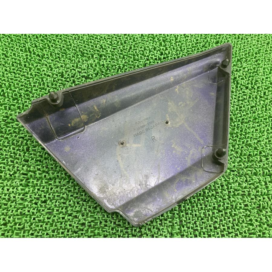 カワサキ（Kawasaki） Z400FX サイドカバー 右 36001-1028 純正 中古