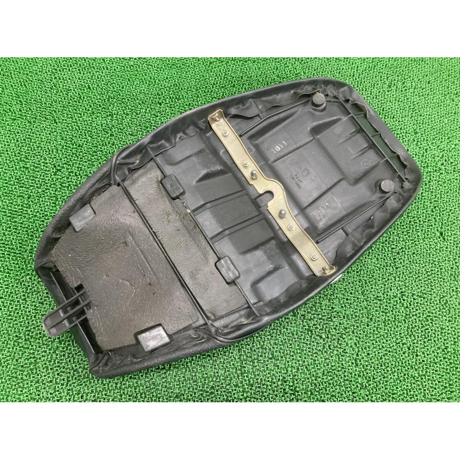 カワサキ（Kawasaki） ゼファーカイ シート 53001-1811 ZR400C-308