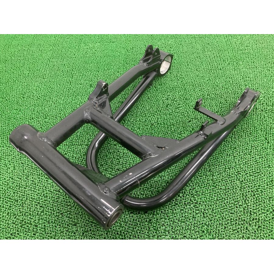 カワサキ（Kawasaki） ZRX400 スイングアーム 純正 中古 バイク 部品