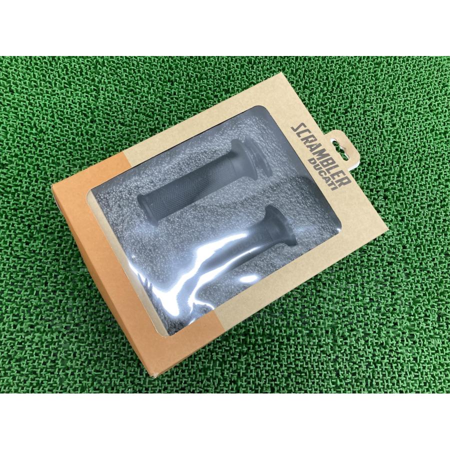 スクランブラー グリップヒーター ドゥカティ 純正 新品 品番96680421B