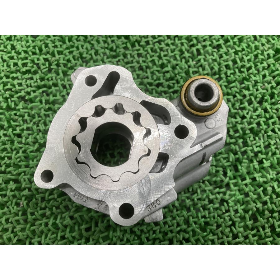 M8ソフテイル M8ツーリング オイルポンプ 62400176 ハーレー 純正 中古