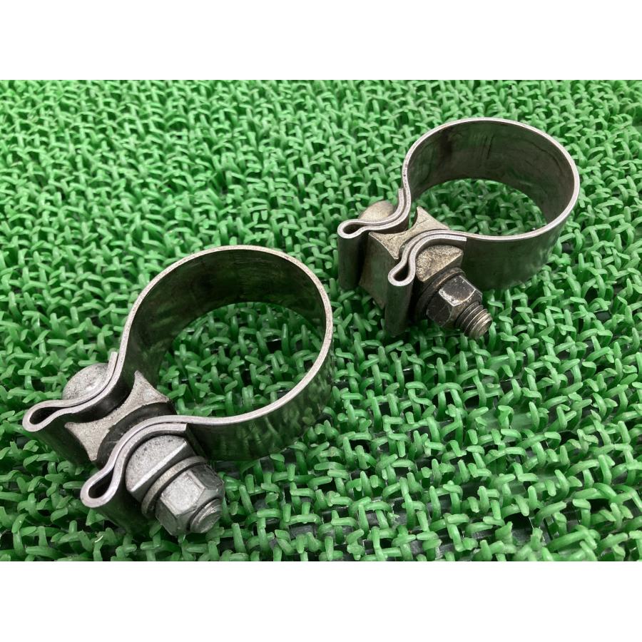 マフラークランプ ハーレー 純正 中古 バイク 部品 サイレンサーバンド