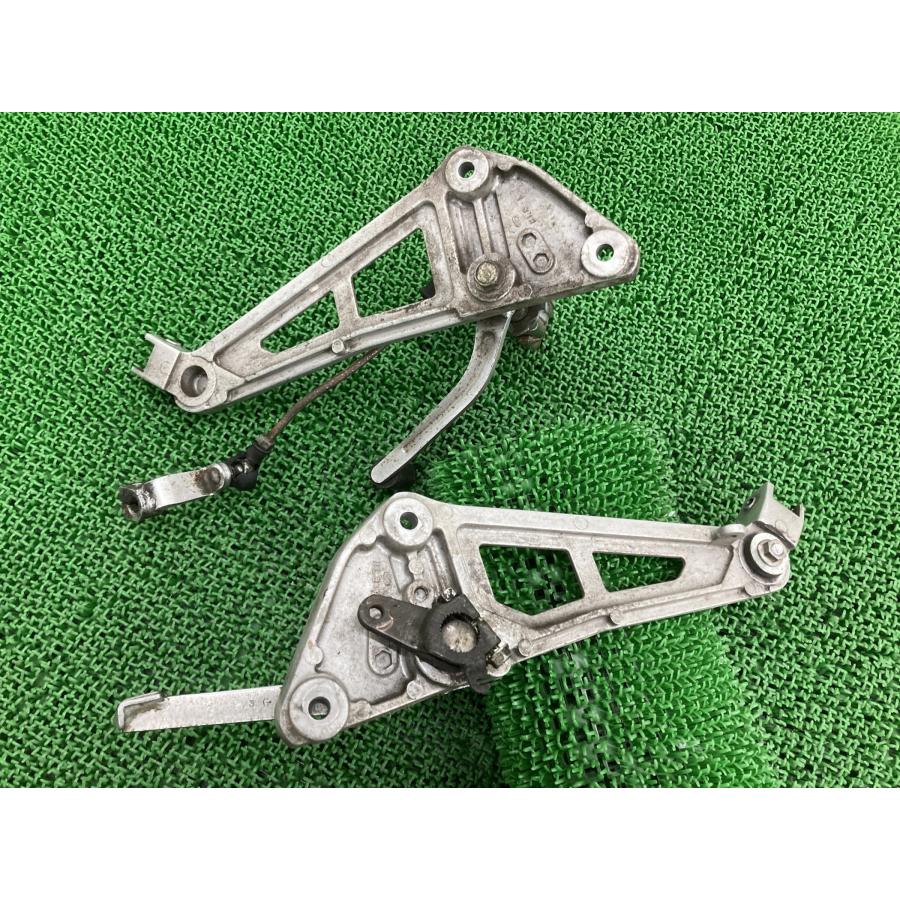 ホンダ（HONDA） GB250クラブマン ステップ 左右 KL8 純正 中古 バイク