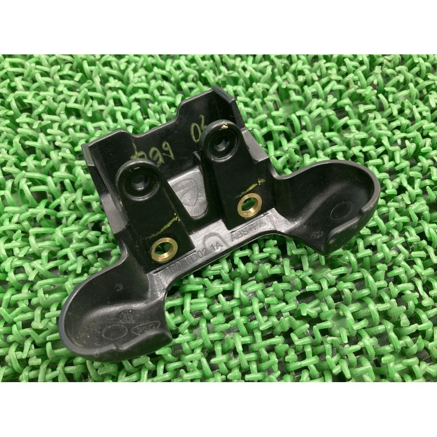 スクランブラー800 ナンバー灯カバー 460.1.D02.1A ドゥカティ 純正