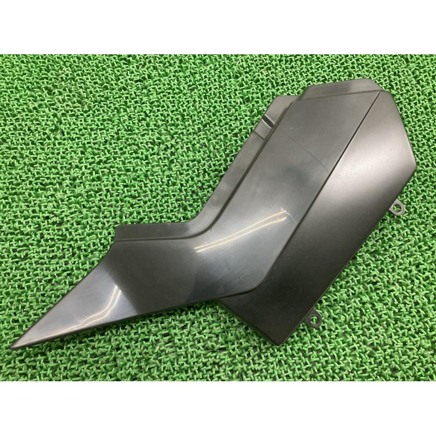 ヤマハ発動機 TW200 TW225 サイドカバー 左 黒 ヤマハ 純正 中古
