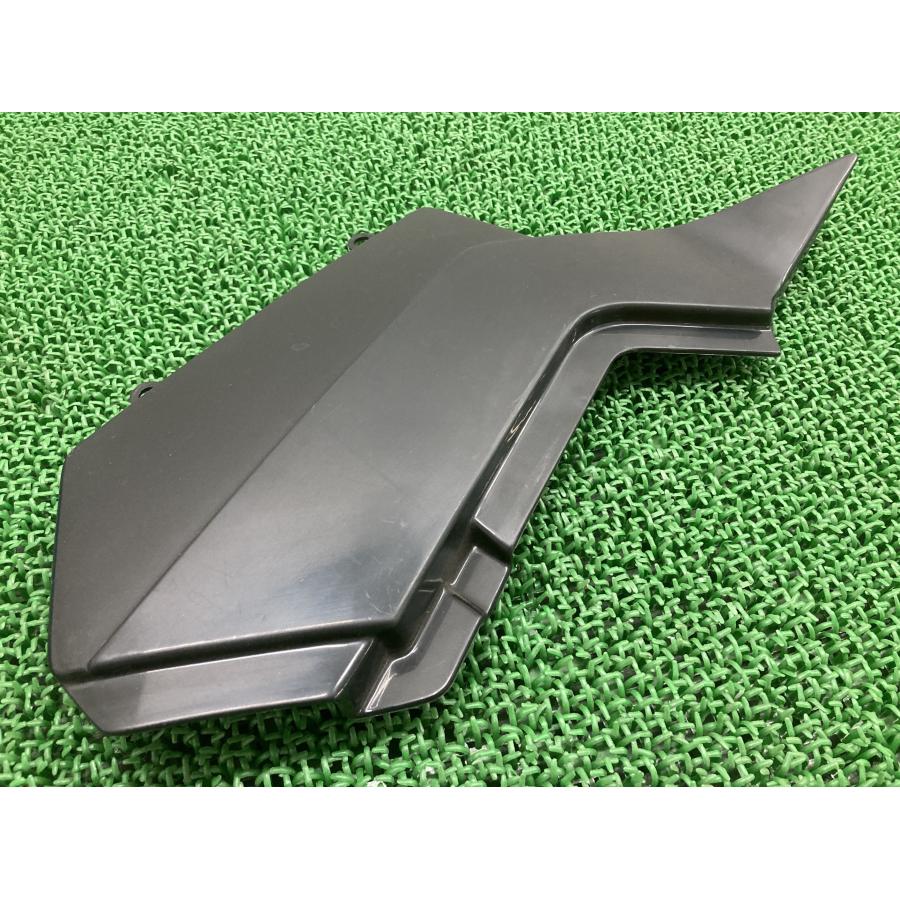 ヤマハ発動機 TW200 TW225 サイドカバー 左 黒 ヤマハ 純正 中古