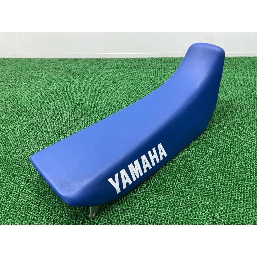 WR250 シート 青 4JW ヤマハ 純正 バイク 部品 96～97年 コンディション良好 品薄 希少品 車検 Genuine 【中古】 22 ヤマハ発動機 WR250 シート 青 4JW ヤマハ 純正 中古 バイク 部品 96