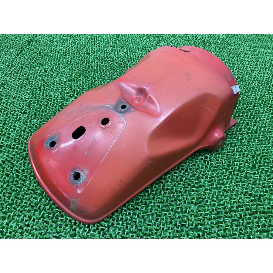 ホンダ（HONDA） XL250S リアフェンダー 赤 428 純正 中古 バイク 部品